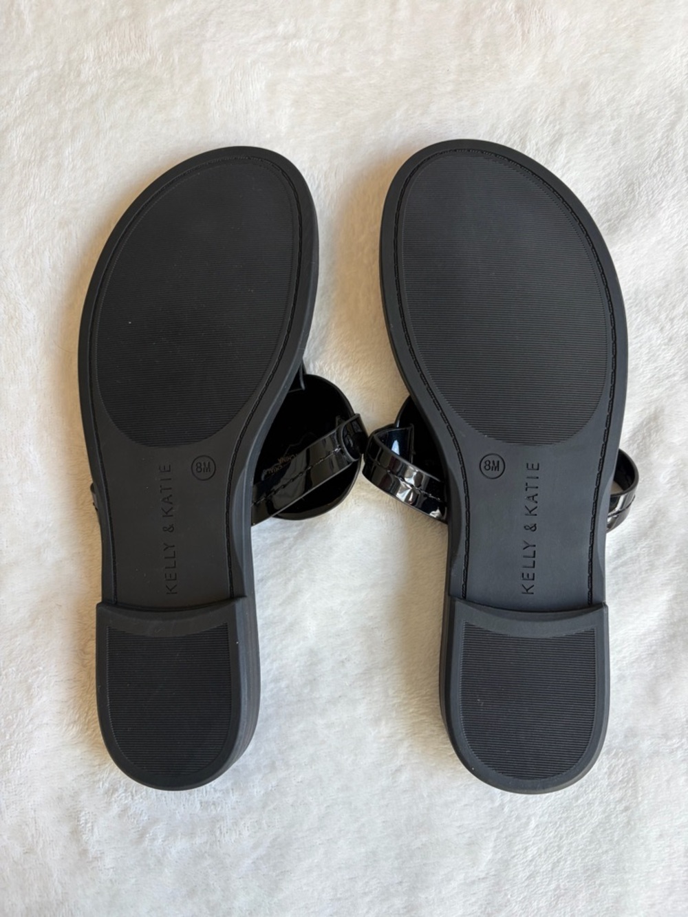 Kelly & Katie Black Patent Thong Sandals with Gold Medallion Accent - Picture 2 of 3